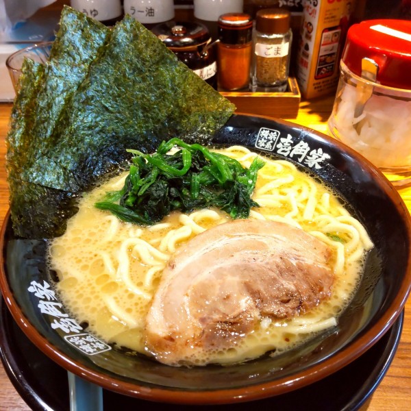 「ラーメン（￥600）※」@横浜家系ラーメン 壱角家 川崎銀柳街店の写真