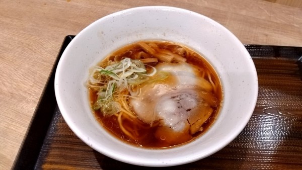 「醤油ラーメン_800円」@ROYALの写真