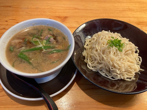 「鴨つけラーメン」@ナチュラルセンス いのせの写真