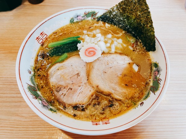 「背脂煮干し味噌中華そば」@中村麺三郎商店の写真