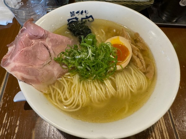 「磯潮らぁめん 特盛」@麺づくり 蒼空 本店の写真