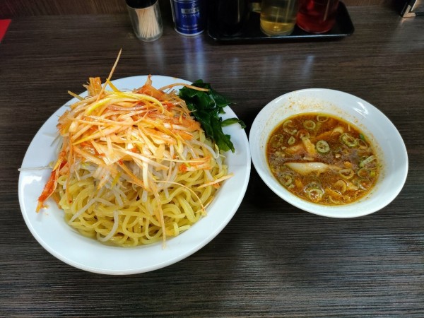 「ネギつけ麺　辛さ普通　1000」@ラーメンはやとの写真