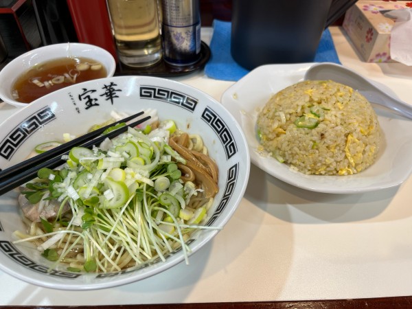 「宝そば・半チャーハンセット」@宝華 飛田給店の写真