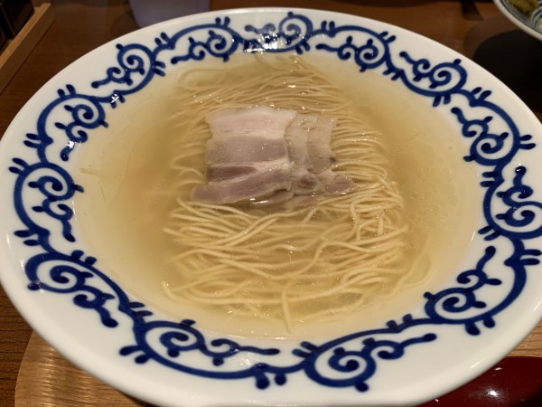 「豚そば」@豚そば 月や ラーメン滑走路店の写真