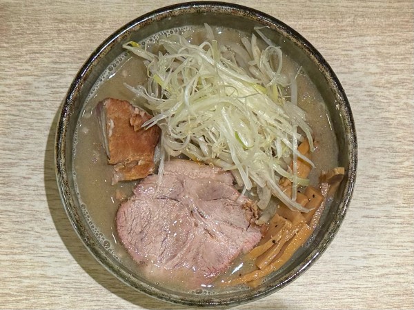 「白湯味噌らーめん」@麺屋 幸生の写真