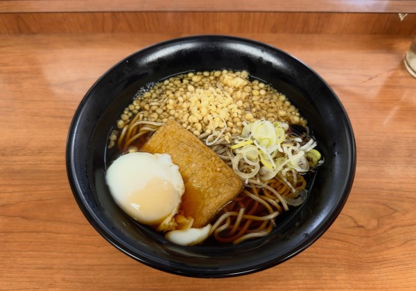 「とろ玉たぬきつねそば(420円)」@大江戸そば 上野9・10番ホーム店の写真