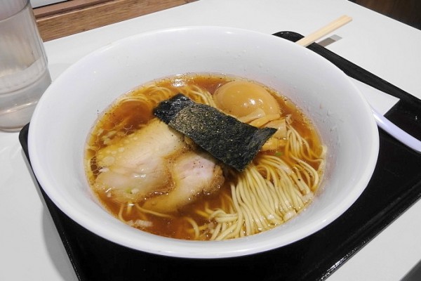 「味玉中華そば６８０円」@カドヤ食堂 阪神梅田店の写真