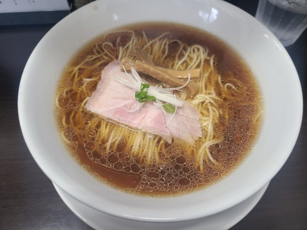 「ラーメン(醤油)」@中華そば 裏慶の写真