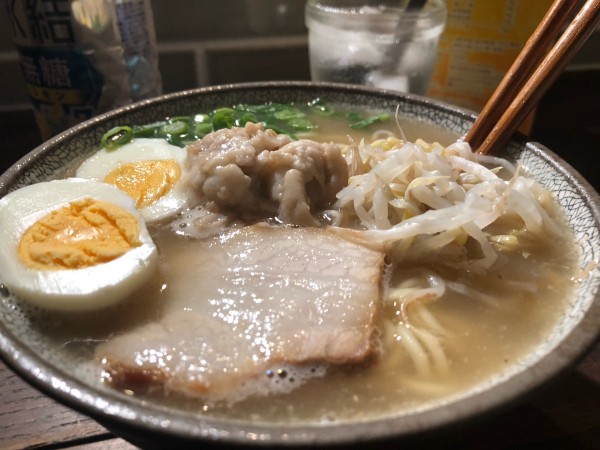 「ラーメンアブラ持ち帰り」@スエヒロ 欽明路店の写真