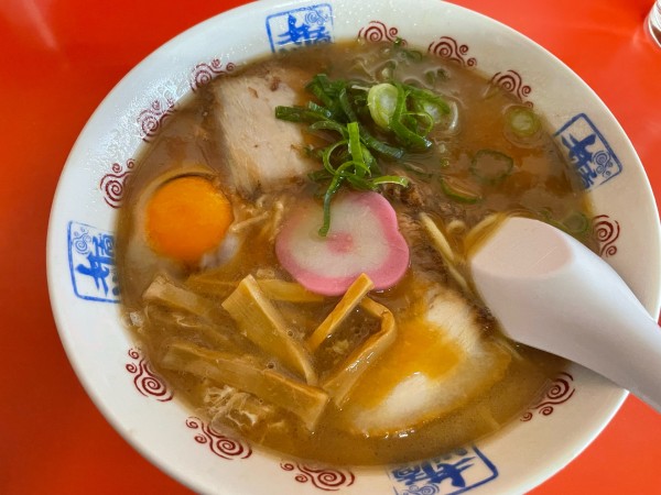 「中華そば@800+生卵@50」@井出商店の写真