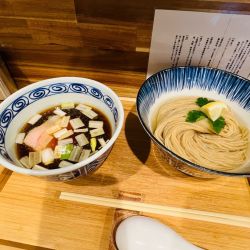 昆布水つけ麺 醤油