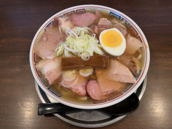 「チャーシュー麺 茹で玉子乗せ(並)」@麺屋みつば＋クローバーの写真
