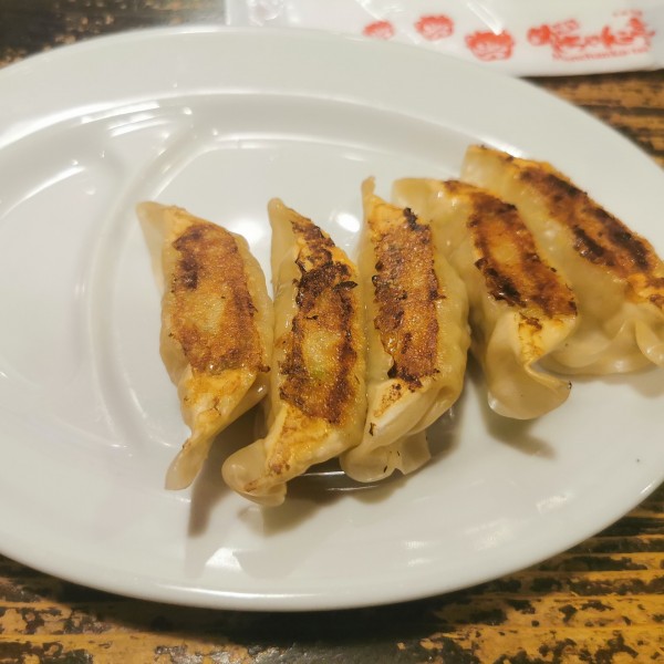 「餃子」@めんちゃんこ亭 六本松店の写真