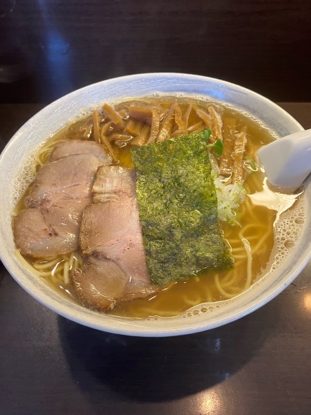「煮干しラーメン　大　メンマ増し」@川喜屋の写真