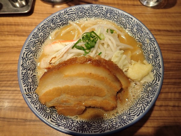 「伊勢海老味噌ラーメン（ミニ）(1200円)」@ラーメン燈郎の写真