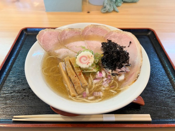 「魚介しお」@麺や なないちの写真