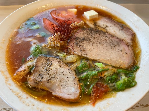 「チリトマトラーメン」@つむら家の写真