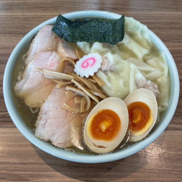 「特製中華そば塩+豚ライス  ￥1330+￥300」@飯村製作所の写真