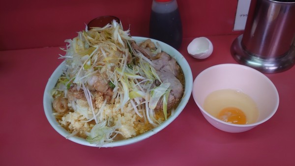 「小ラーメン/全マシ/生卵/つけ味/値切り」@ラーメン二郎 桜台駅前店の写真