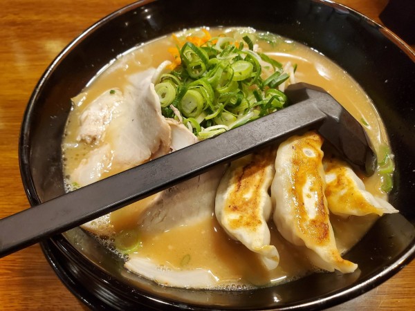 「ぎょうざらーめん」@古潭 堺タカシマヤ店の写真