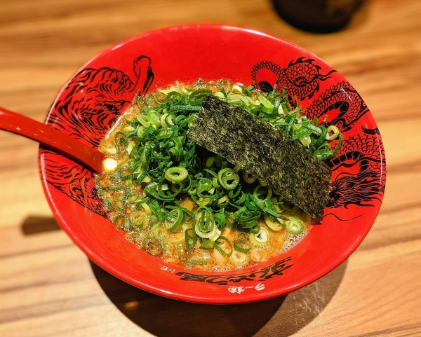 「元味HOTらーめん」@ラー麺 ずんどう屋 岐阜茜部店の写真
