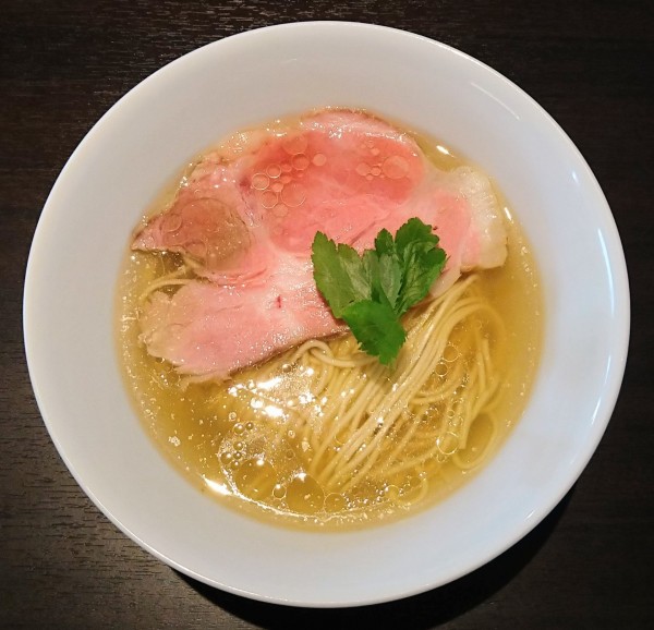「塩らぁ麺＋ローストビーフごはん」@らぁ麺 しら山の写真