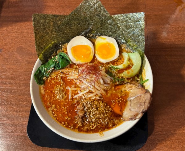 「特製担々チャーシュー麺1400円」@らーめん つけ麺 花銀の写真
