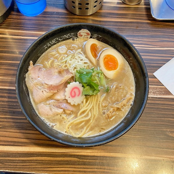 「鶏煮込みそば＋味玉」@ラーメン人生 JET 福島本店の写真