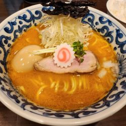 [限定]濃厚鶏白湯麺(味噌) 味玉 小ライス