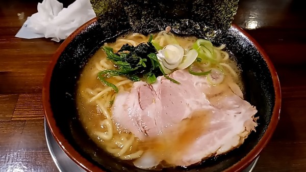 「家系ラーメン」@家系ラーメン ぬーぼう 中山町店の写真