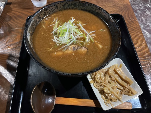 「中華そば　穂先メンマ　1010円」@もちもちの木 川越店の写真