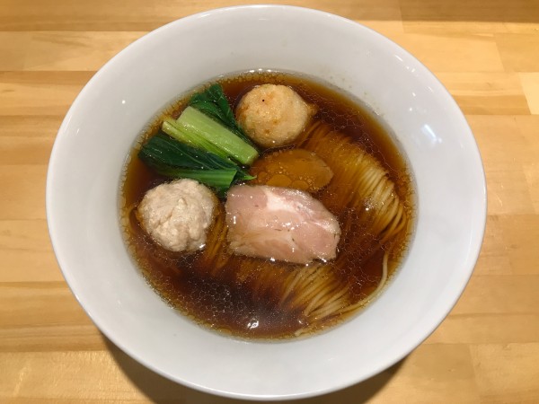 「醤油 中華そば　900円」@猫と月の写真
