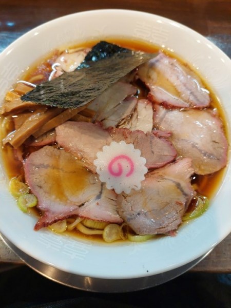 「東京醤油らーめん焼豚増し＋小ライス」@自家製麺 うるちの写真