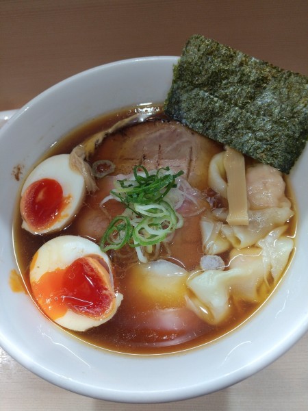 「特製中華そば」@手揉み中華そば 中村の写真