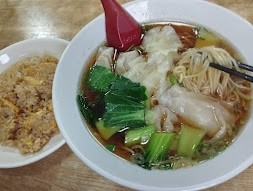 「定食 ワンタン麺＋半チャーハン(880)」@松林の写真
