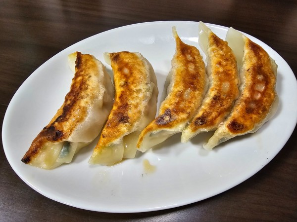 「焼き餃子　420円」@中華料理 桃菜の写真