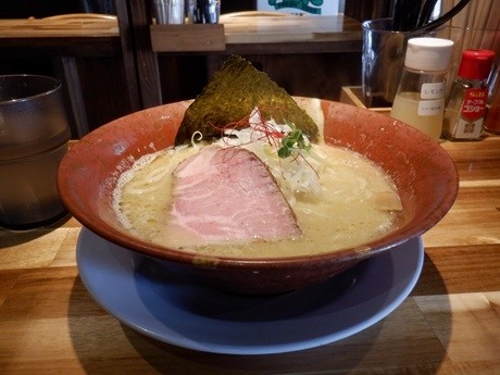 「濃厚牡蠣らぁ麺」@麺屋貝夢の写真