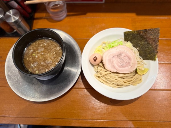 「つけ麺 小 1100円(税込)」@ウチデノコヅチの写真