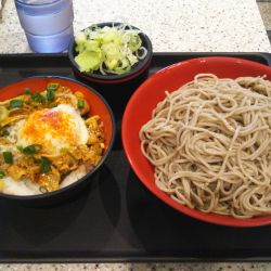 ミニ赤富士丼セット