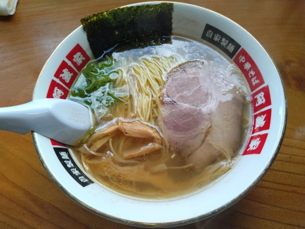 「塩ラーメン(カード会員¥50引き)¥750-」@中華そば 阿波家の写真