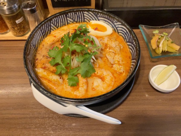 「ラクサ(海老カレーラーメン)1200円」@Little Asiaの写真