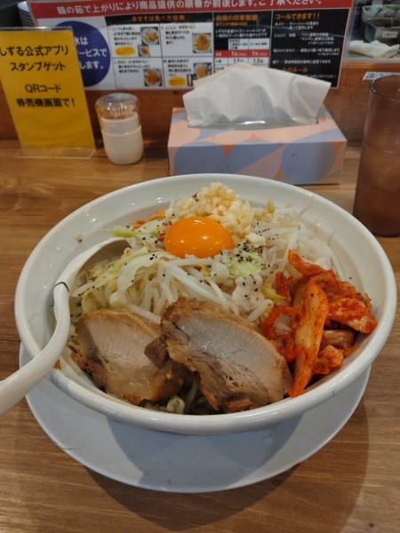 「まぜそば　並盛」@麺屋しずる 岡崎店の写真