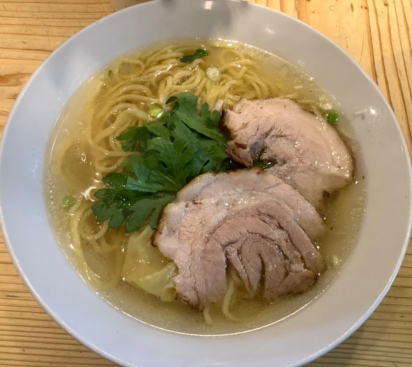 「塩らー麺」@横濱元町 本丸亭 横浜店の写真