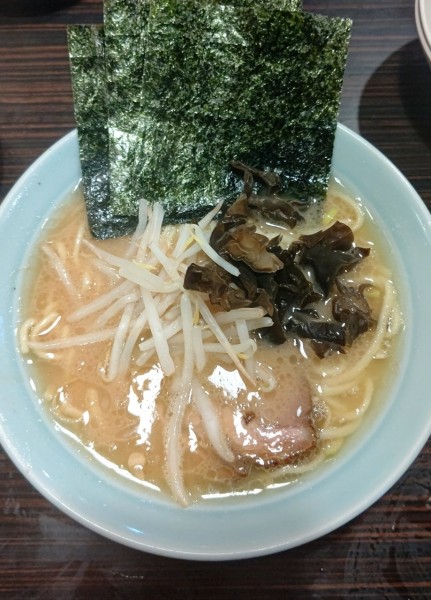 「ラーメン並」@横浜ラーメン 増田家の写真