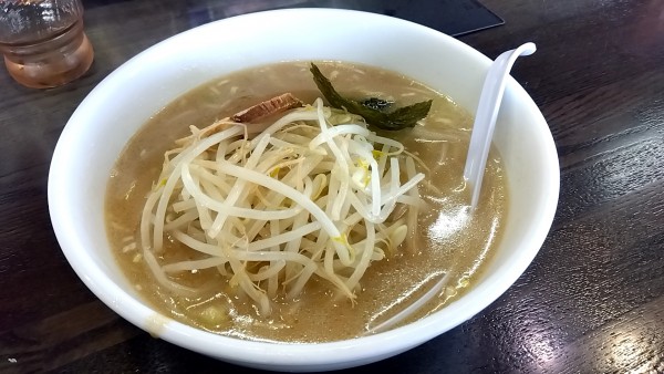 「豚骨ラーメン（７２０円）」@南京亭 八王子新滝山街道店の写真