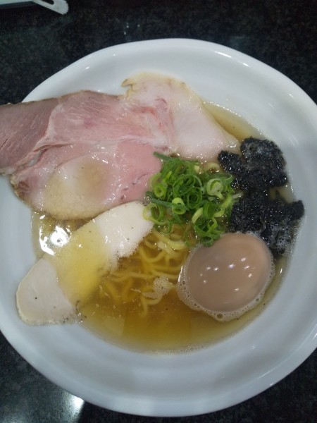「味玉支那そば」@Ramen 光鶏の写真