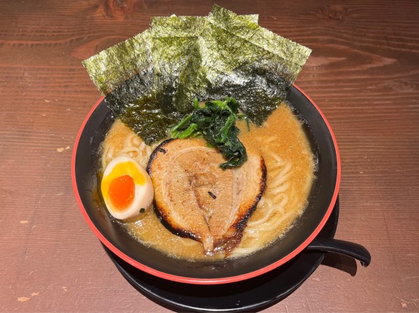 「豚骨醤油麺」@無添加ラーメン専門 だしと麺の写真
