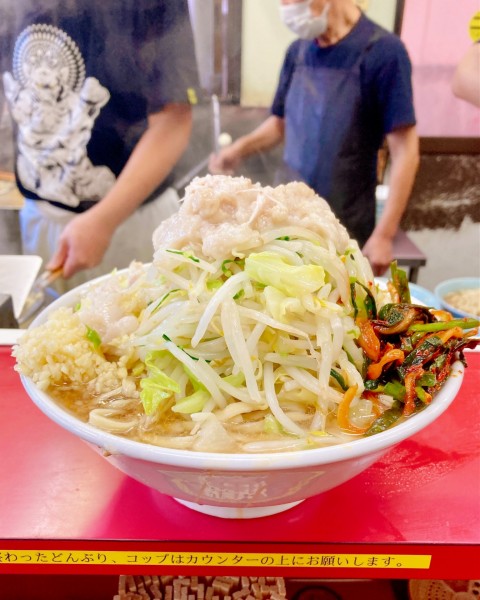 「大ラーメン ぶた2枚」@ラーメン二郎 中山駅前店の写真