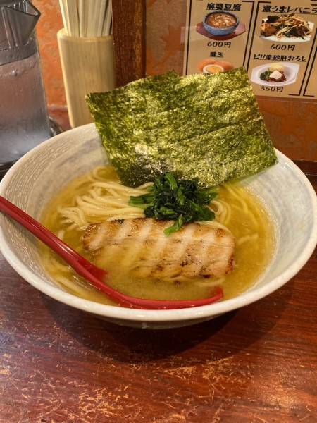 「豚骨醤油」@石焼拉麺ぶしの写真