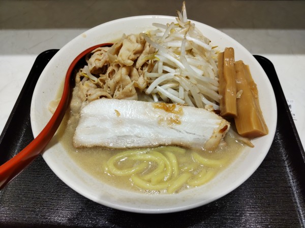 「特製ラーメン」@味噌麺処 花道庵 東京ラーメンストリート店の写真